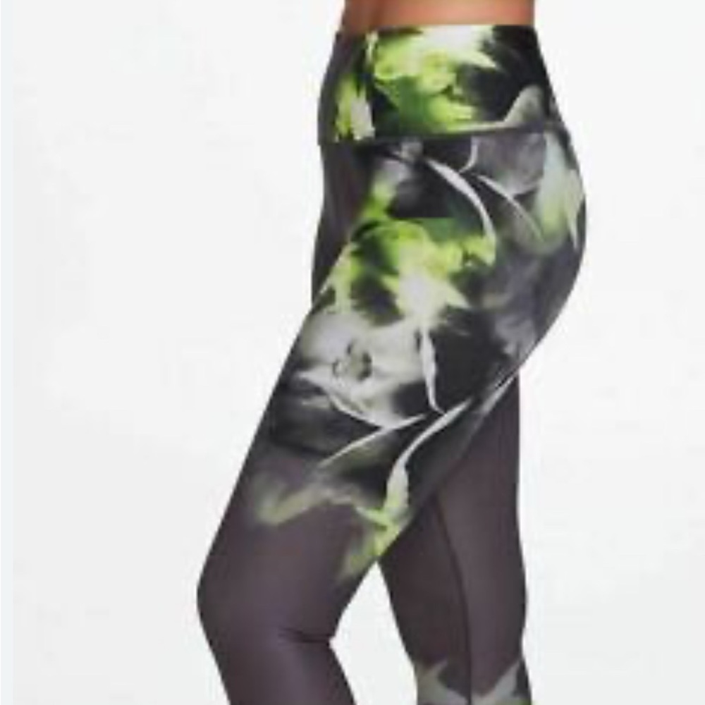 NEW CALIA Women's Essential High Rise Placed Print 7/8 Leggings  - 2X